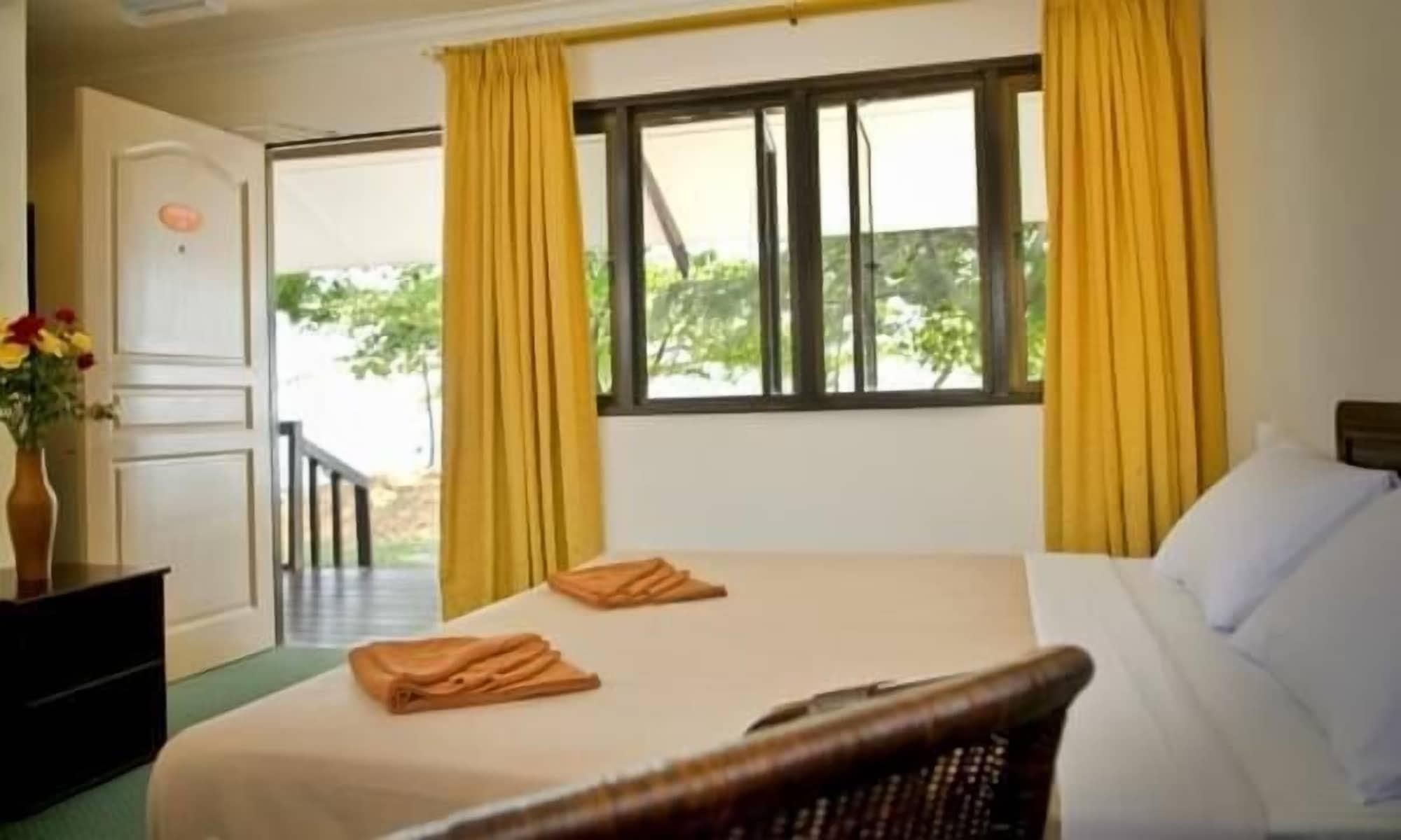 Pangkor Sandy Resort 3*